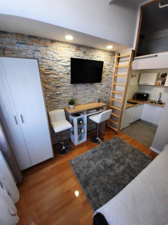 Studio Apartman Chiara 자그레브 외부 사진